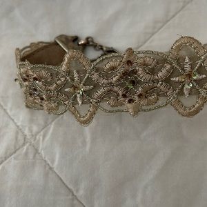 Chocker lace & beads